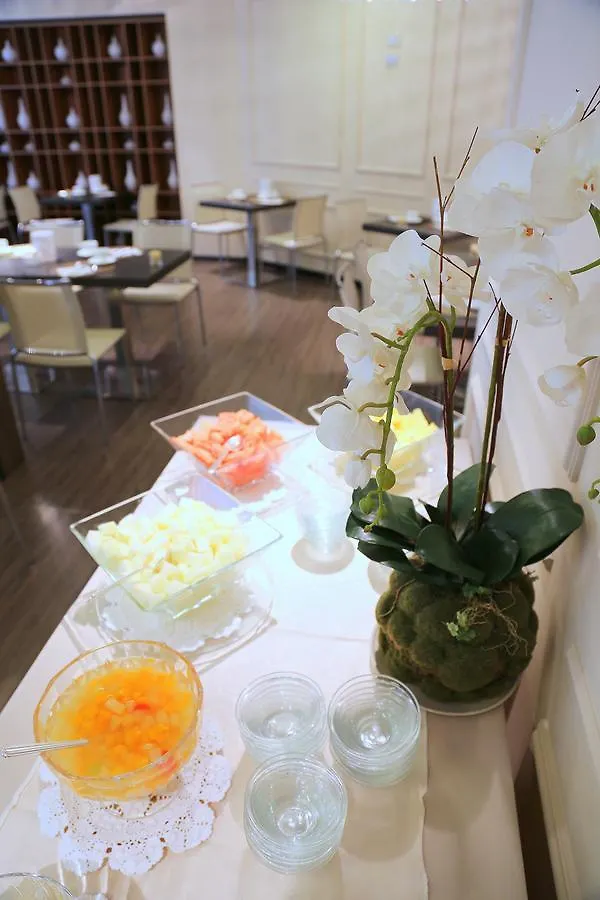Hotel Carla Levanto 3*,  Italy